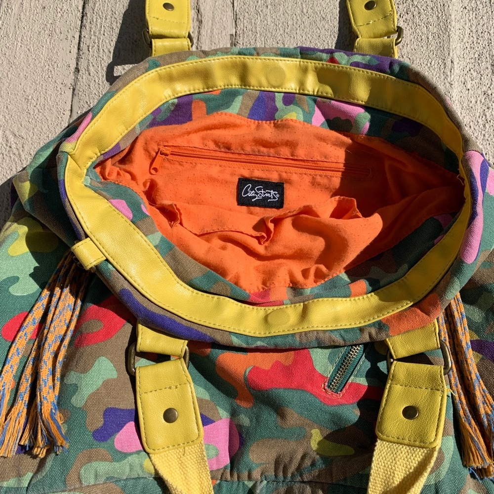 Handbag - Picture 2 of 2